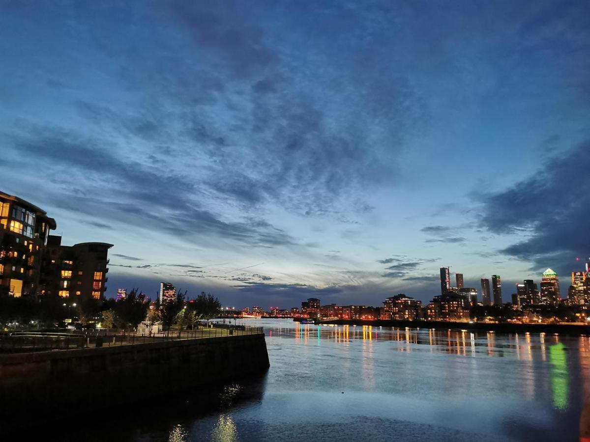 Homestay Room With Stunning Thames River View Λονδίνο Εξωτερικό φωτογραφία